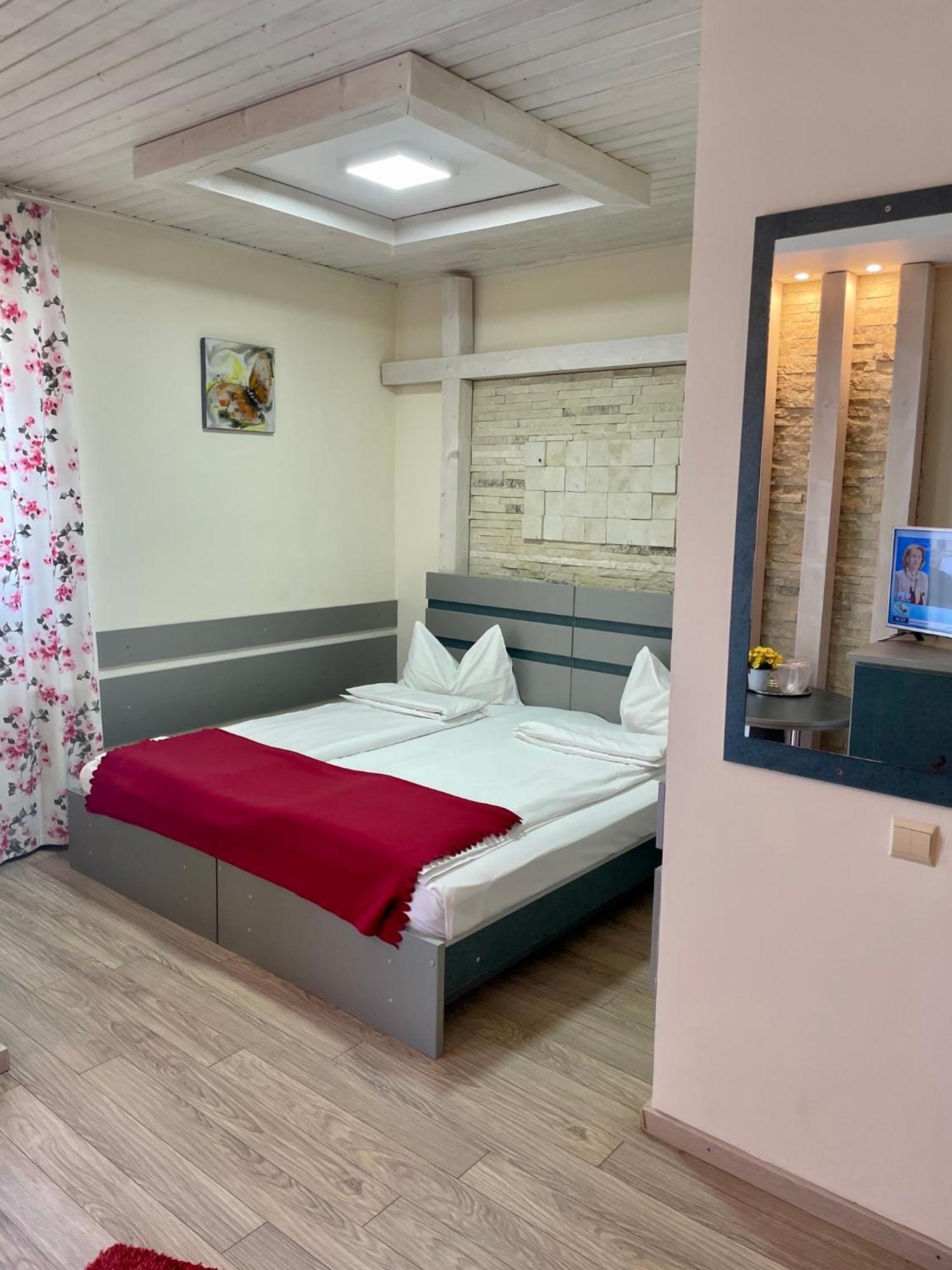 Casa Teo Hotel Махмудия Екстериор снимка